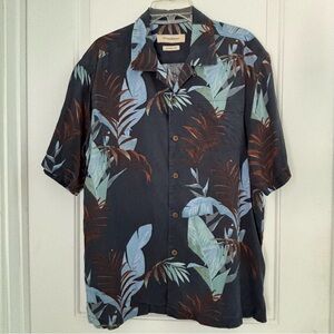 Tommy Bahama 100% Silk Blue Casual Button Down Shirt with Tropical Design
